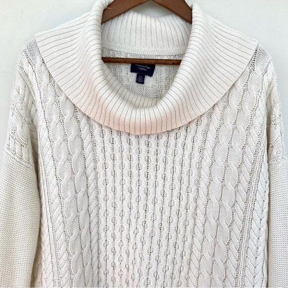 American Eagle Outfitters sweater with cowl neckline, dolman cut, oversized - Picture 6 of 13